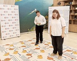 Студенты АГПК на ярмарке трудоустройства в рамках визита министра труда