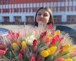 Студенты АГПК приняли участие во всероссийской акции «Вам, любимые»